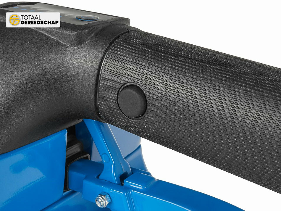 Tile vibration tool with battery powered vacuum suction cup set