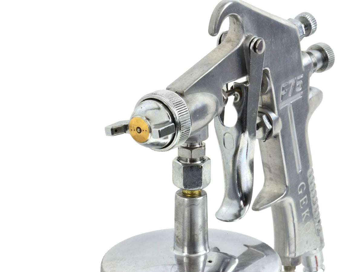 Spuitpistool 750 cc beker met onderste tank