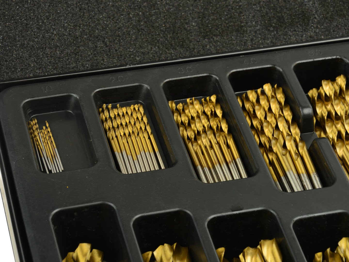 170 stuks HSS titanium gecoate borenset