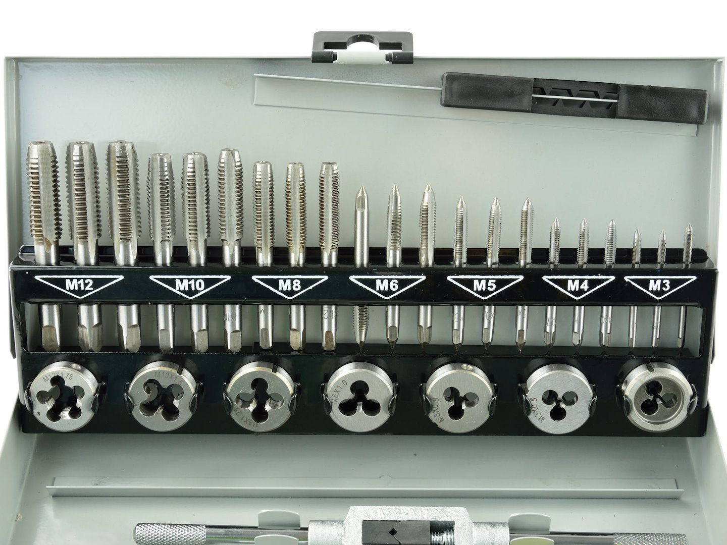 Set tappen en draadmaten M3-M12 32-delig
