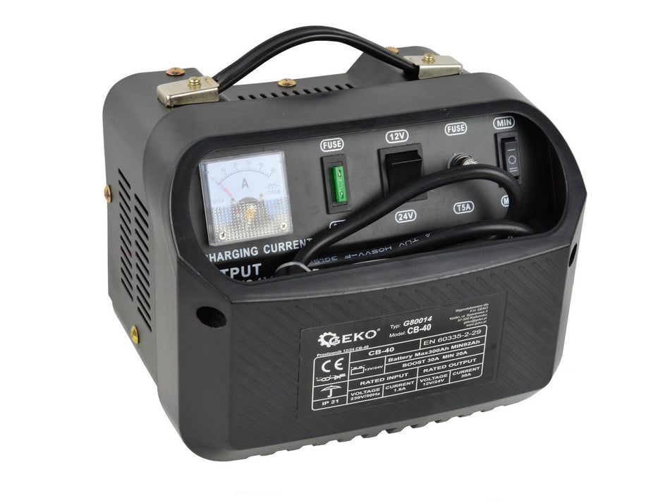 Acculader met Eurostekker CB40