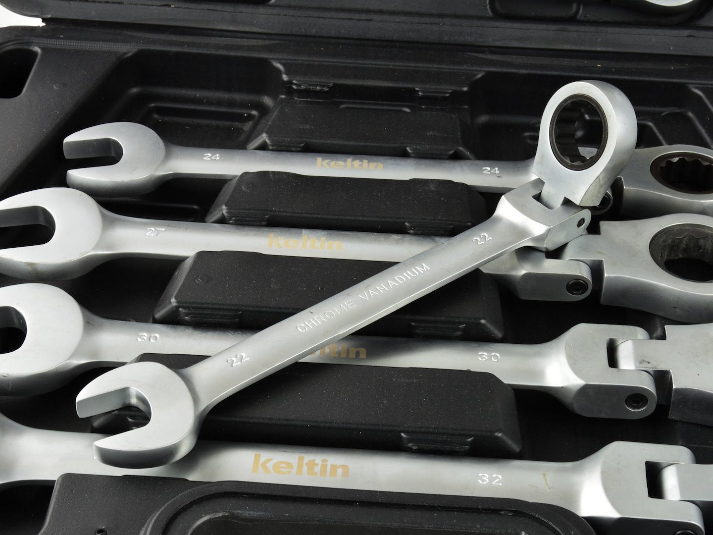 Ratelomkeerbare ringsleutelset 8-32 mm 13 stuks