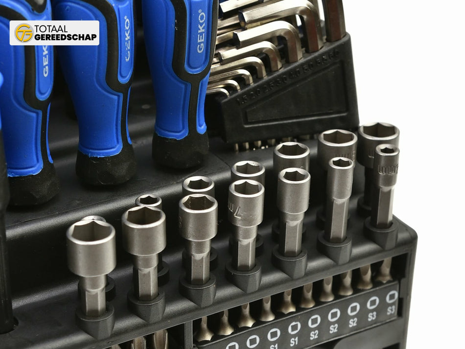 Set of screwdrivers and bits 122pcs