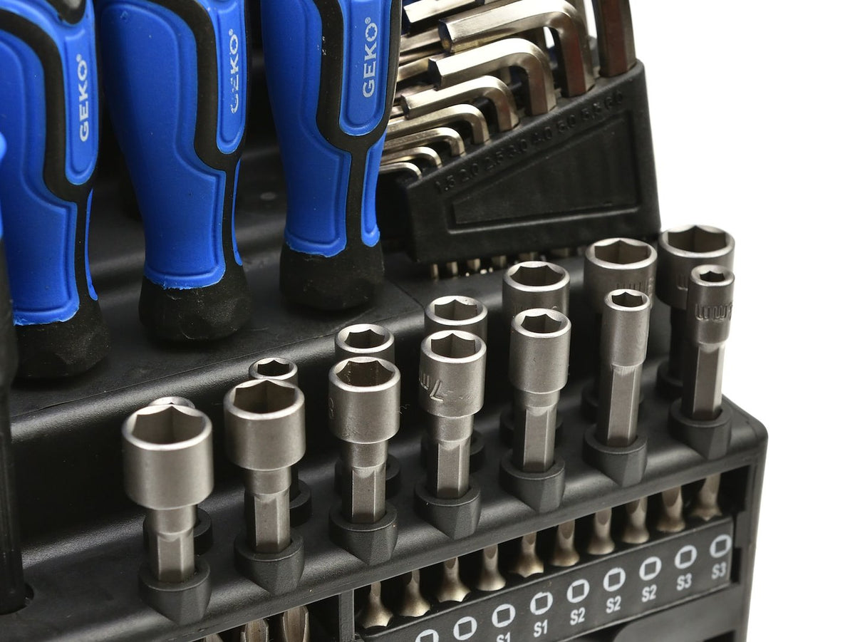Set schroevendraaiers en bits 122 stuks