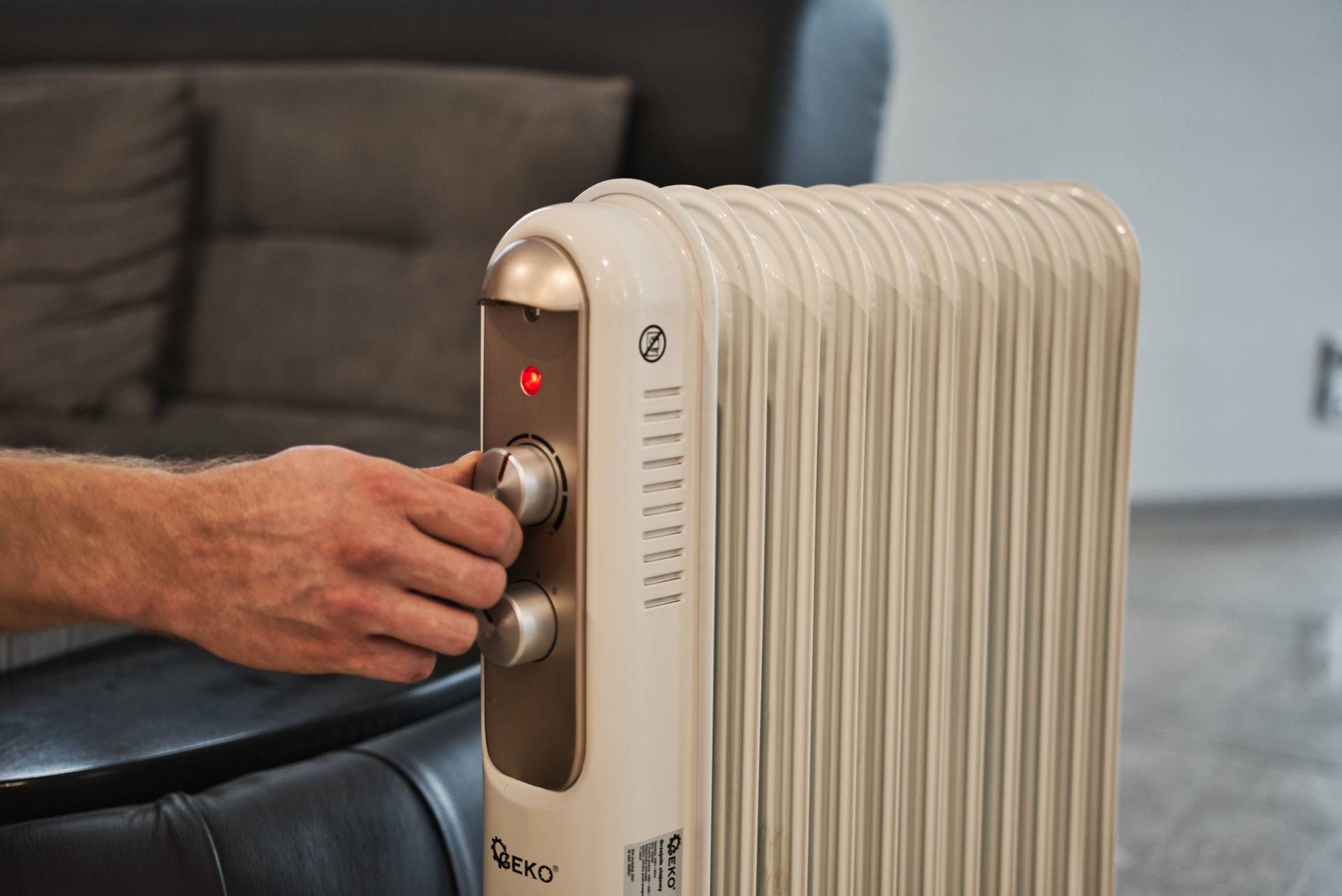 Oliegevulde radiator 11 vinnen 2500W
