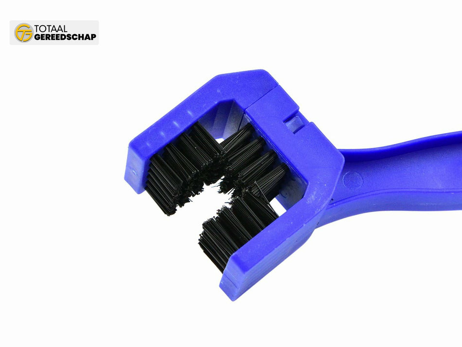 Brush for bike chain