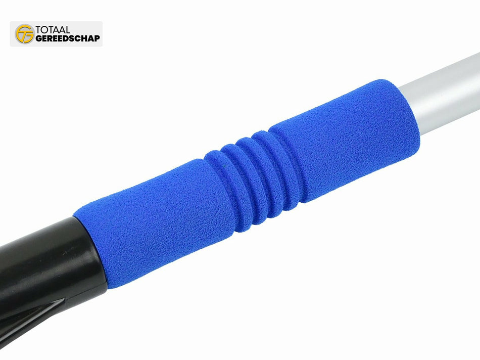 Snow Brush with Ice Scraper – 80cm