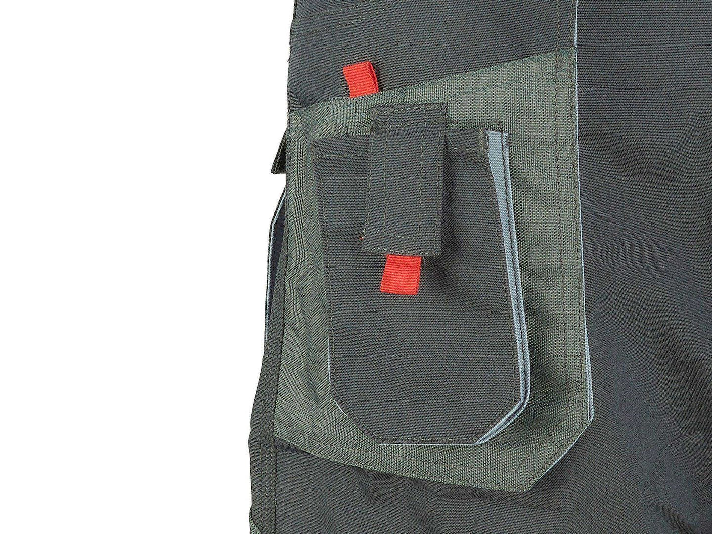Korte broek TVARDY - maat XL